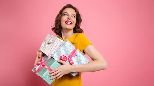 Top 10 Gift Cards for Her